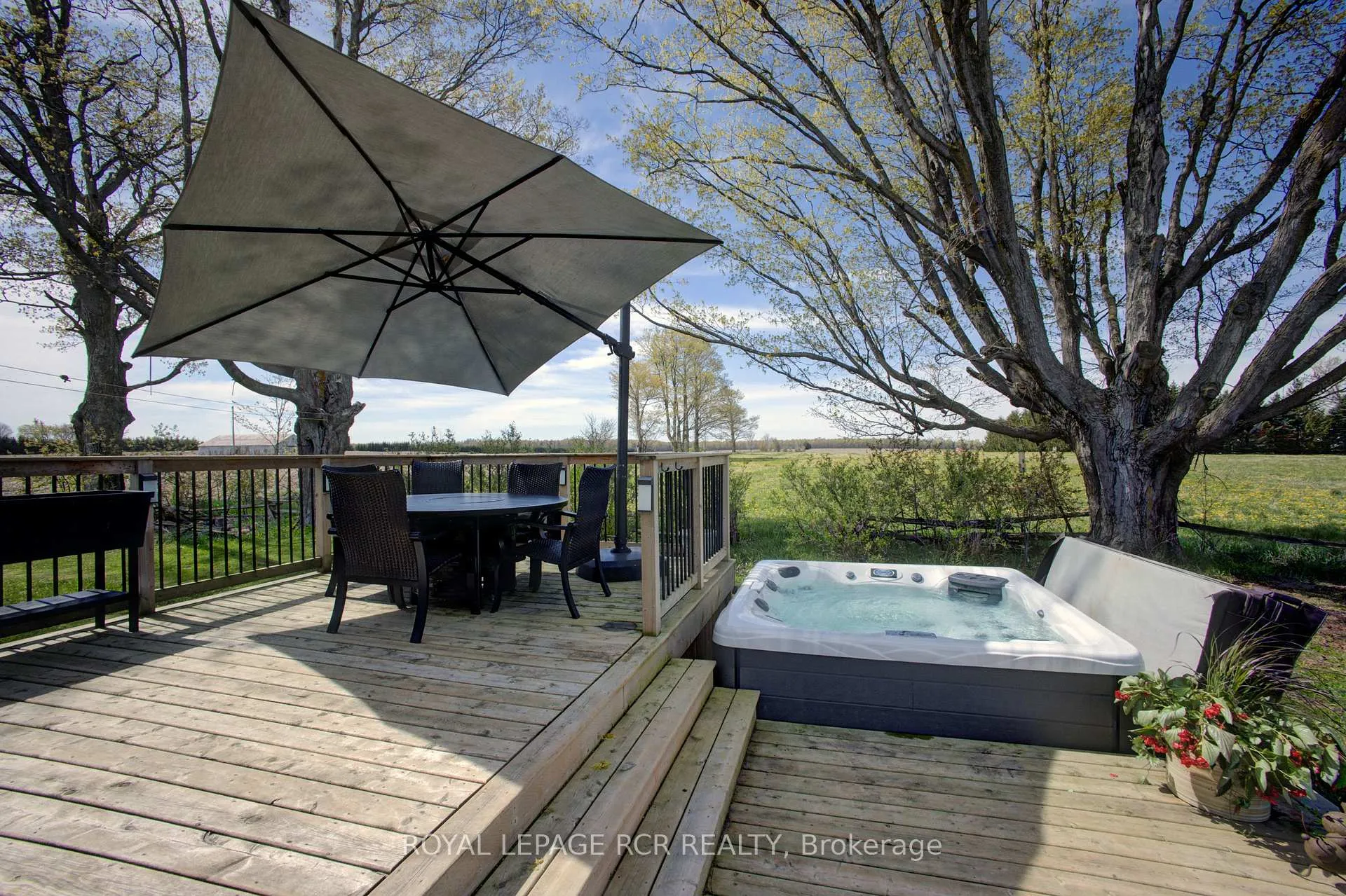Photo 38 of 8542 Concession 12, Mapleton, Rural Mapleton — HOMEH