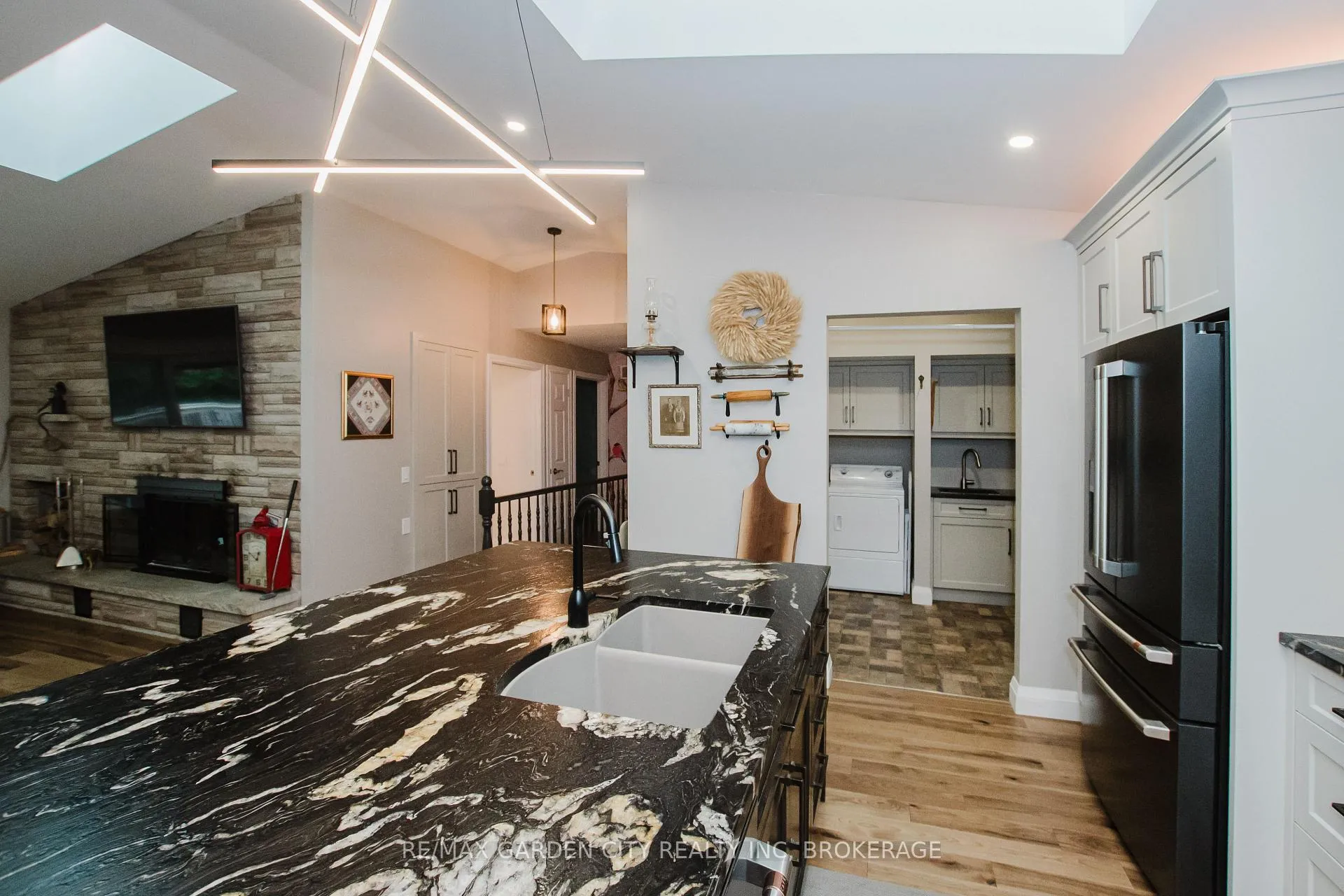 Photo 14 of 2 Valleyview Court, Pelham, Fonthill — HOMEH
