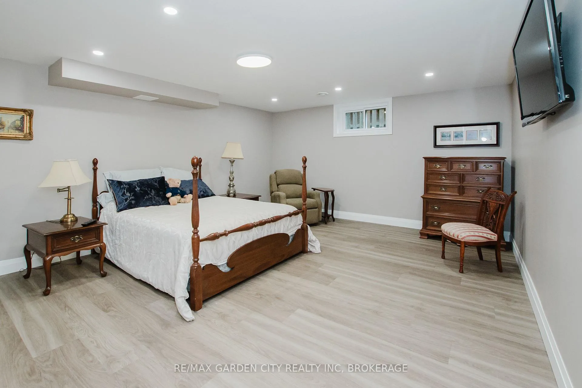 Photo 38 of 2 Valleyview Court, Pelham, Fonthill — HOMEH