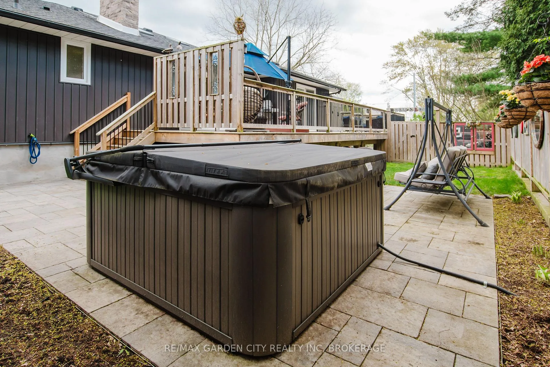 Photo 47 of 2 Valleyview Court, Pelham, Fonthill — HOMEH