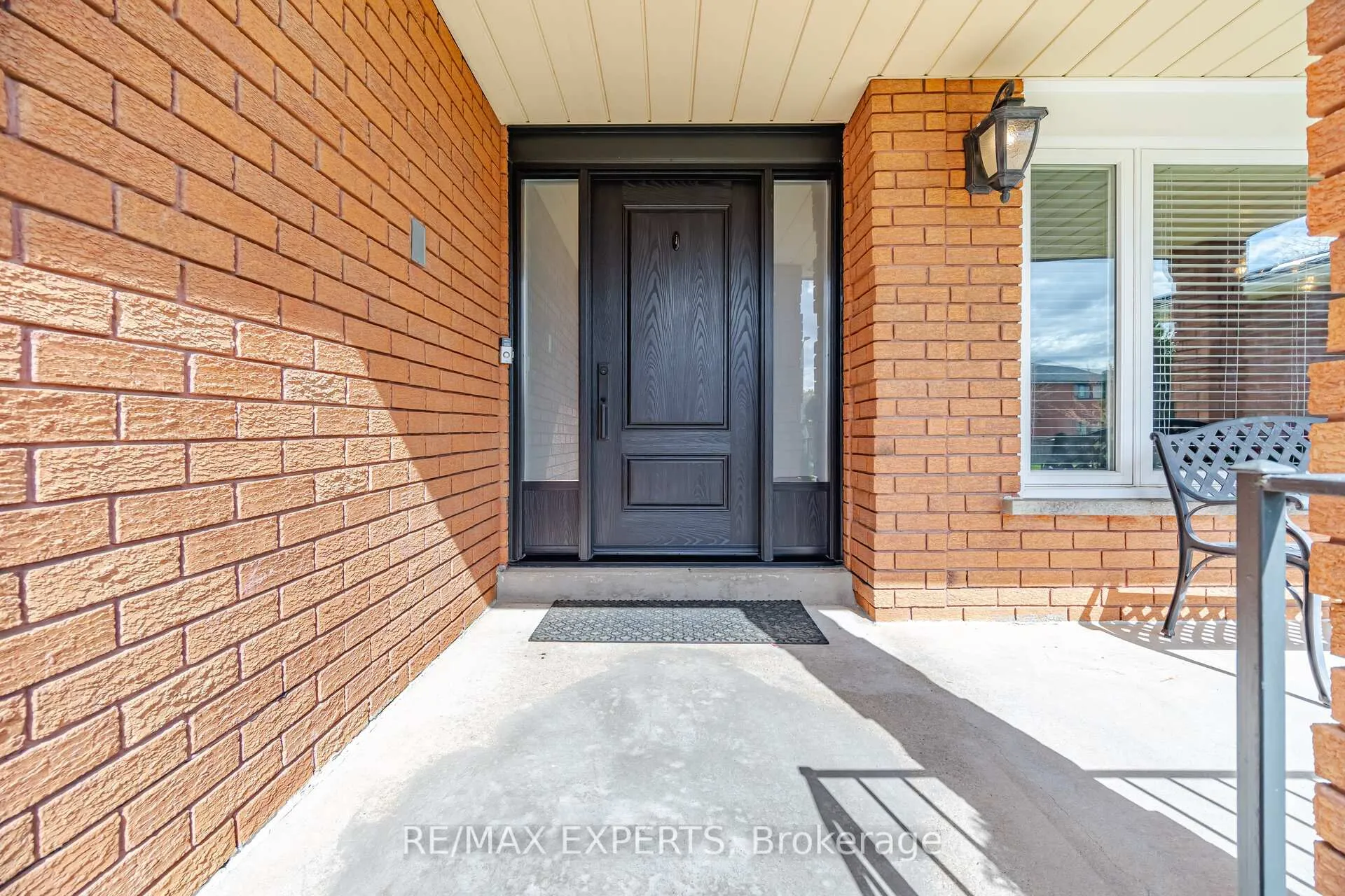 Photo 4 of 139 Coronation Street, Vaughan, West Woodbridge — HOMEH