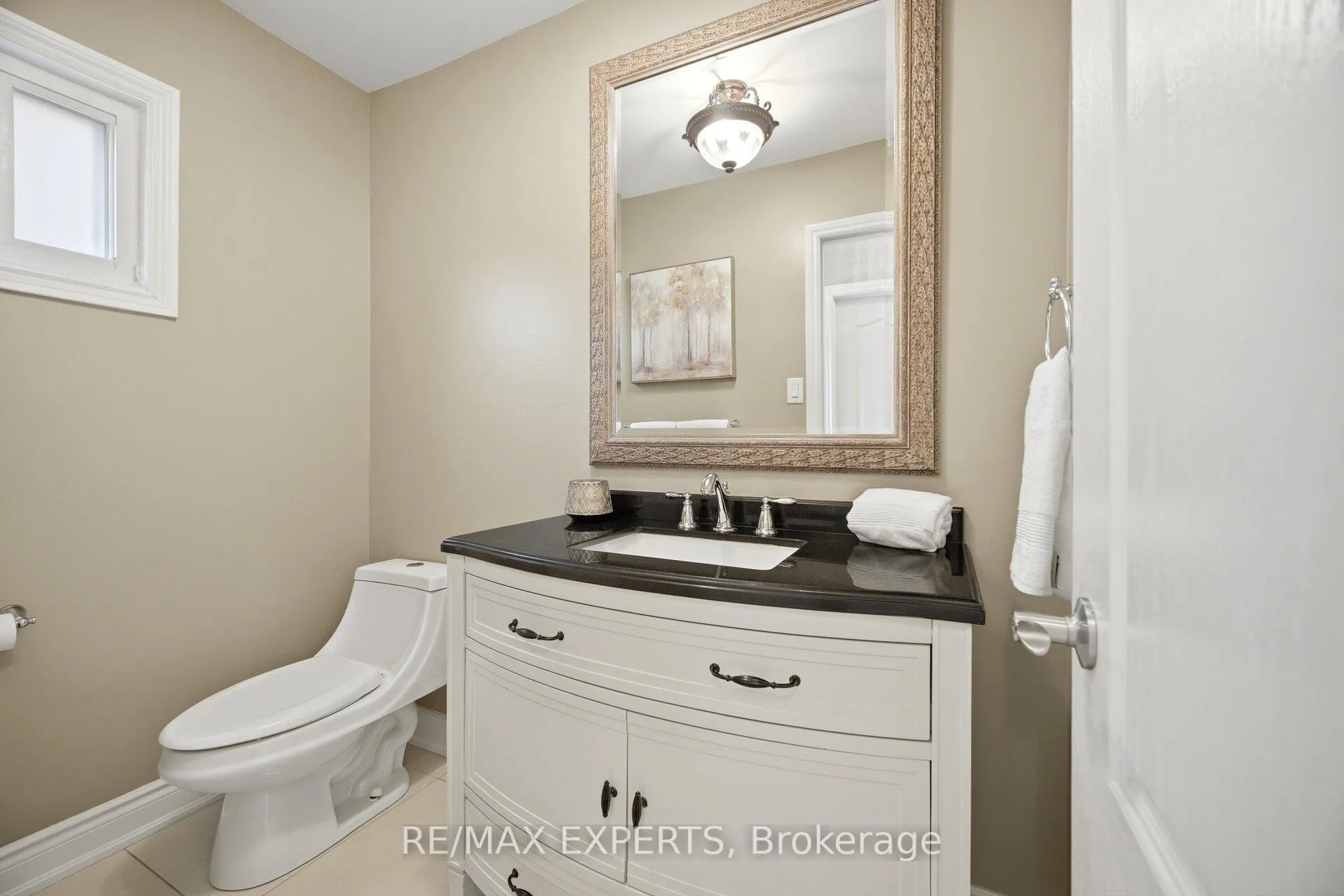 Photo 20 of 139 Coronation Street, Vaughan, West Woodbridge — HOMEH