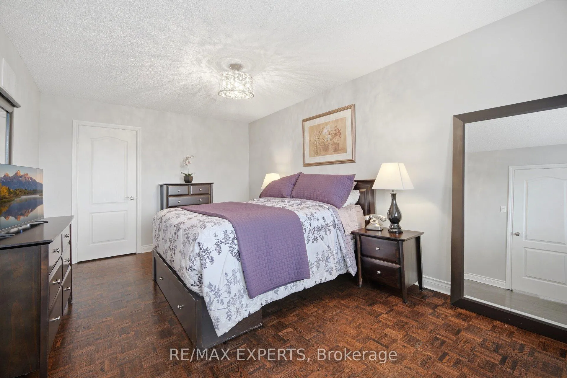 Photo 27 of 139 Coronation Street, Vaughan, West Woodbridge — HOMEH