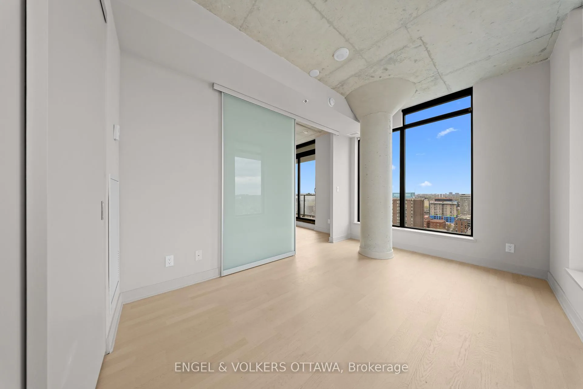 Photo 8 of Unit 1701, 203 Catherine Street, Ottawa, Ottawa Centre — HOMEH