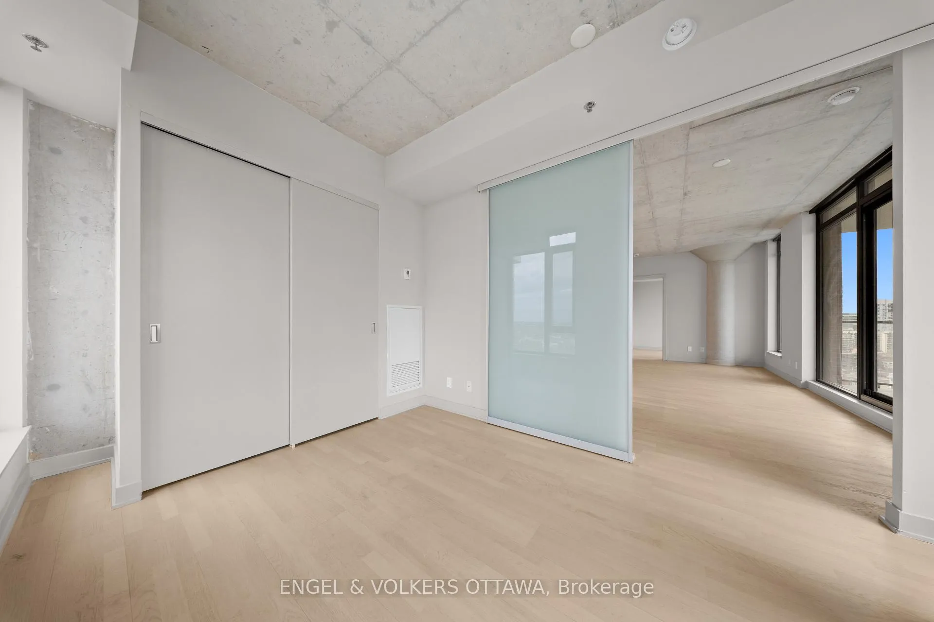 Photo 11 of Unit 1701, 203 Catherine Street, Ottawa, Ottawa Centre — HOMEH