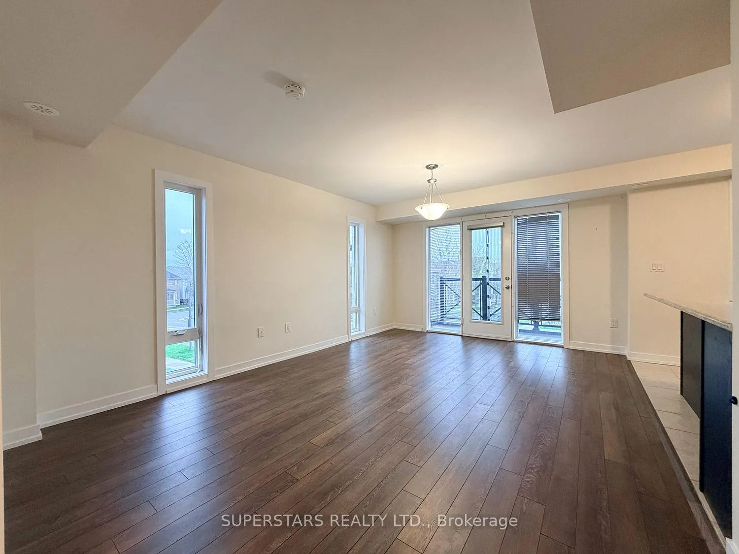 Photo 2 of Unit 2103, 2 Westmeath Lane, Markham, Cornell — HOMEH