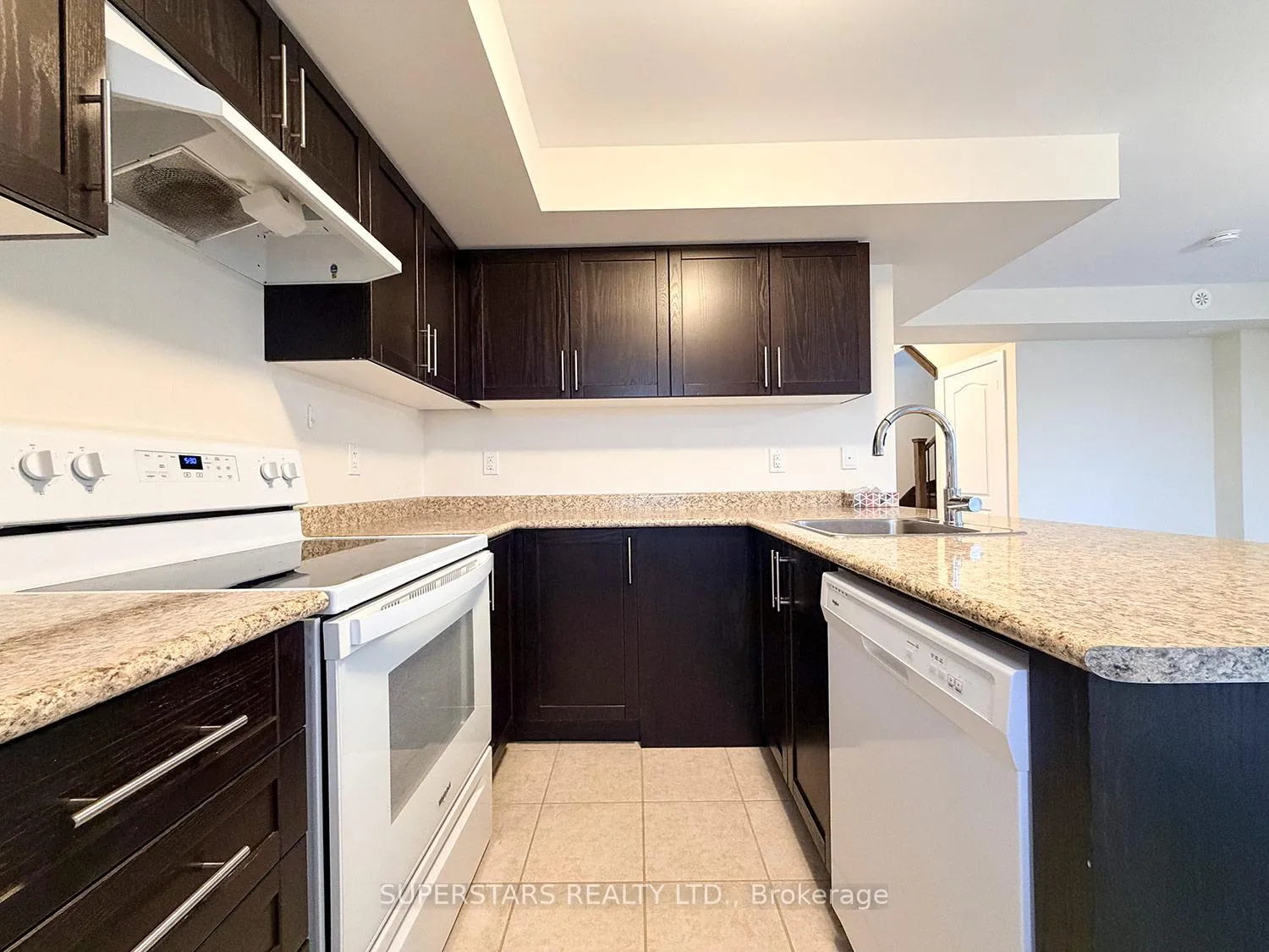 Photo 8 of Unit 2103, 2 Westmeath Lane, Markham, Cornell — HOMEH