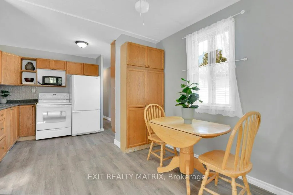 Photo 13 of 8930 Lynwood Park Private, Ottawa, Osgoode Twp North of Reg Rd 6 — HOMEH
