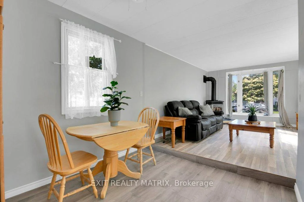 Photo 15 of 8930 Lynwood Park Private, Ottawa, Osgoode Twp North of Reg Rd 6 — HOMEH