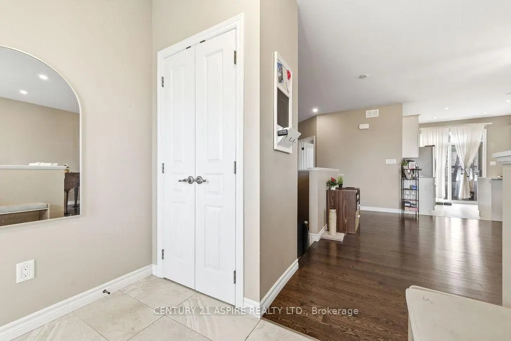 Photo 6 of 541 Gardner Crescent, Petawawa — HOMEH
