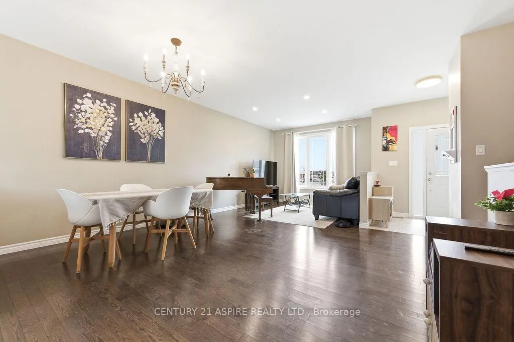 Photo 7 of 541 Gardner Crescent, Petawawa — HOMEH