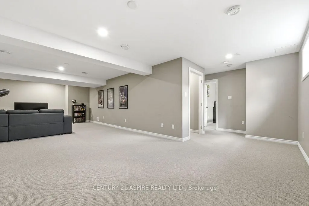 Photo 27 of 541 Gardner Crescent, Petawawa — HOMEH