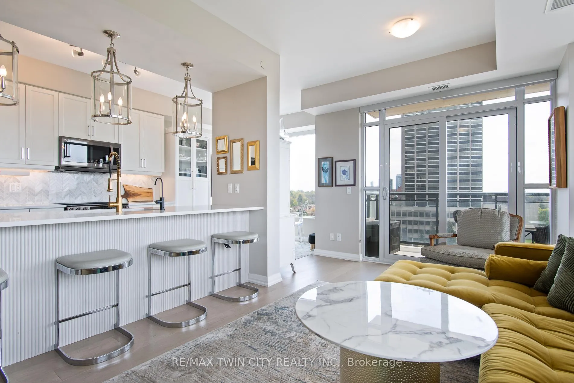 Photo 4 of Unit 1009, 155 Caroline Street S, Waterloo — HOMEH