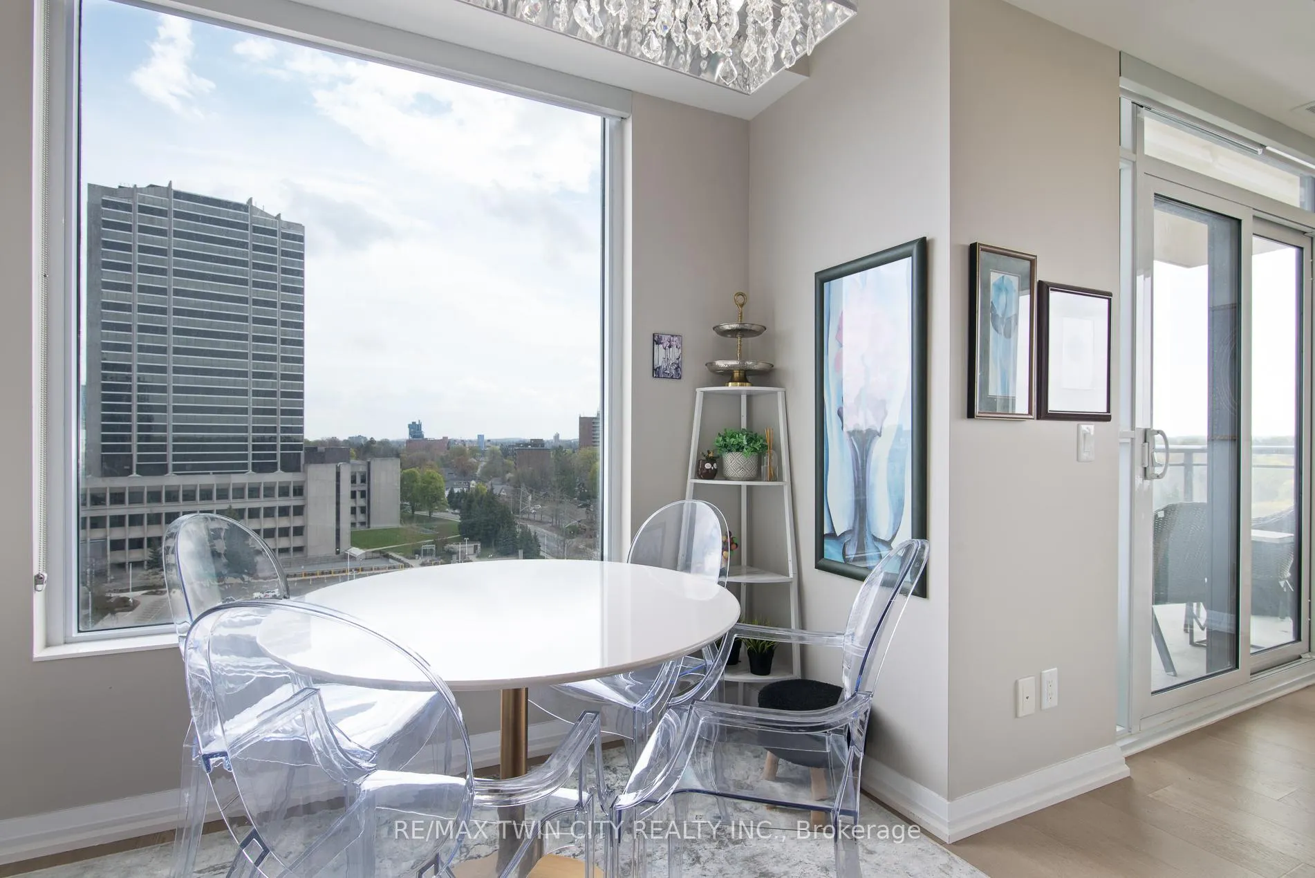 Photo 14 of Unit 1009, 155 Caroline Street S, Waterloo — HOMEH