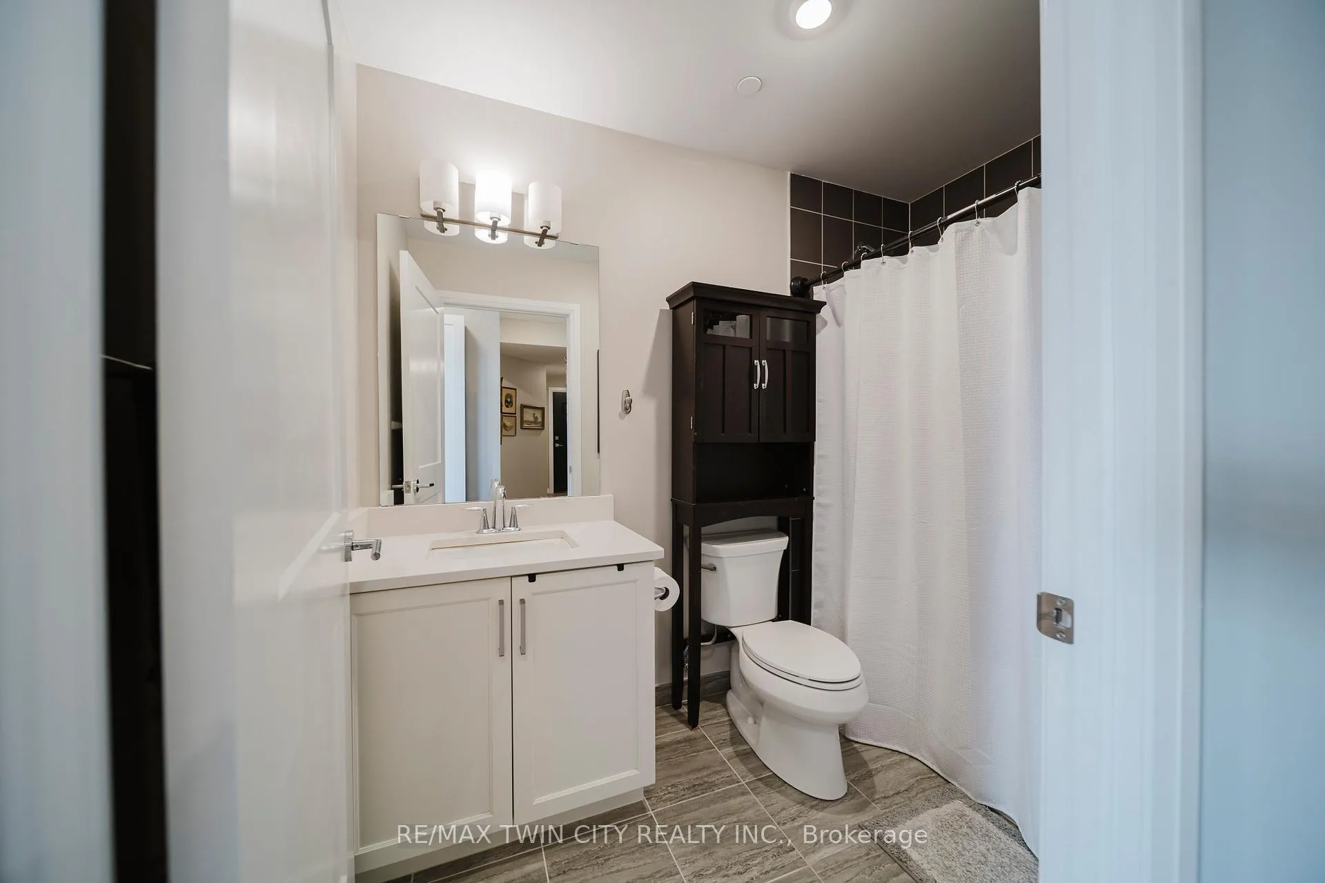 Photo 23 of Unit 1009, 155 Caroline Street S, Waterloo — HOMEH
