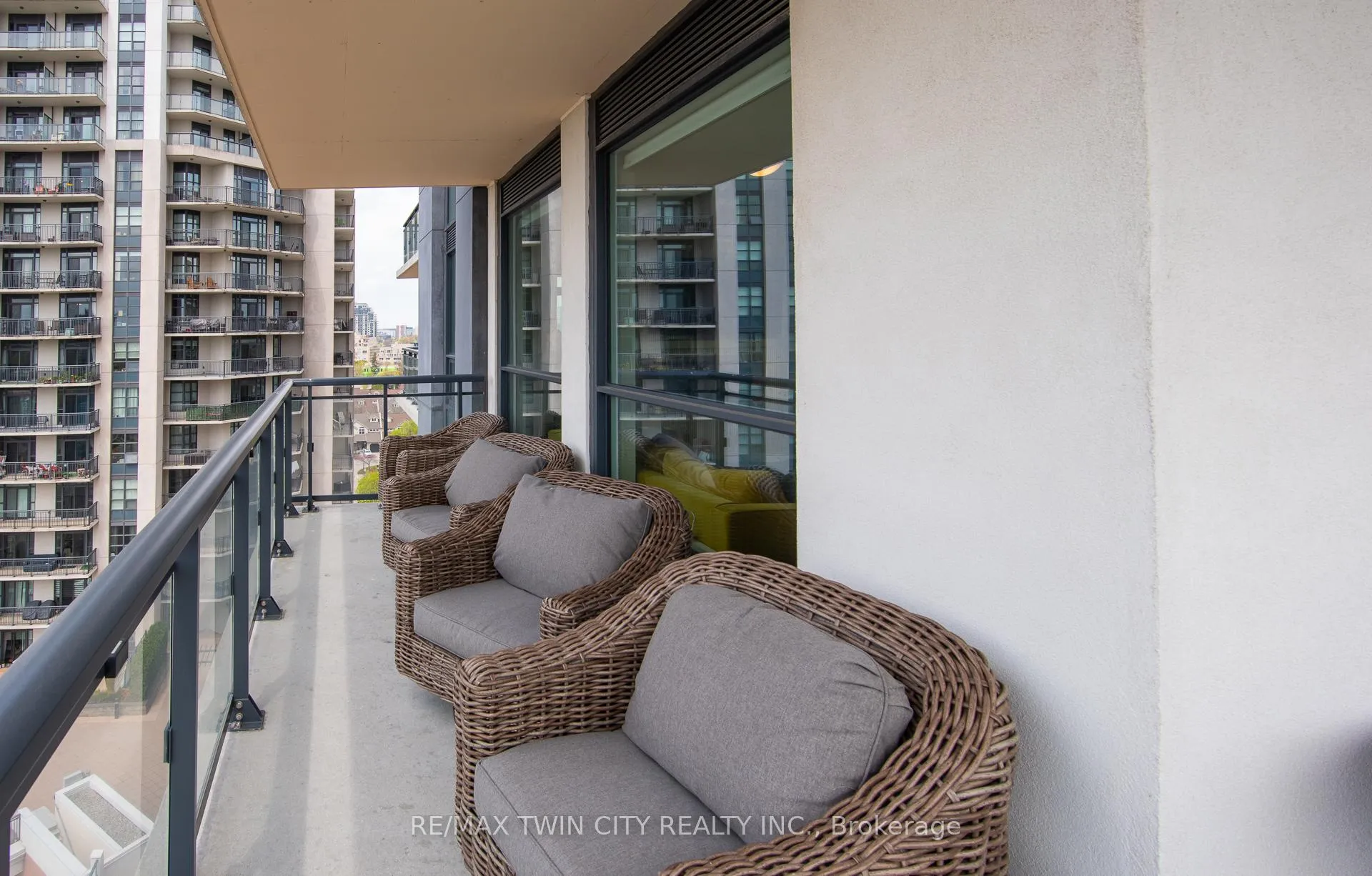 Photo 26 of Unit 1009, 155 Caroline Street S, Waterloo — HOMEH