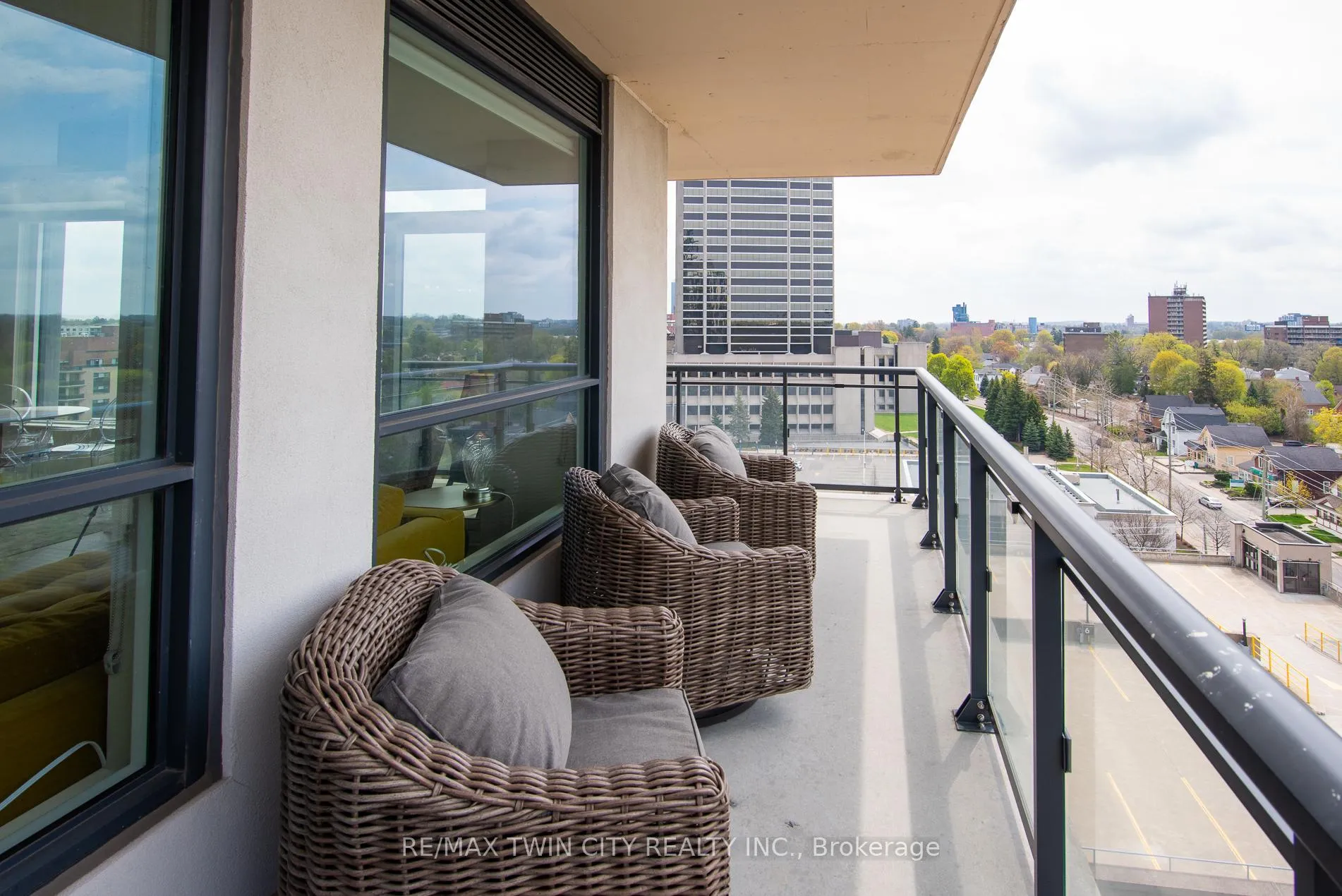 Photo 27 of Unit 1009, 155 Caroline Street S, Waterloo — HOMEH