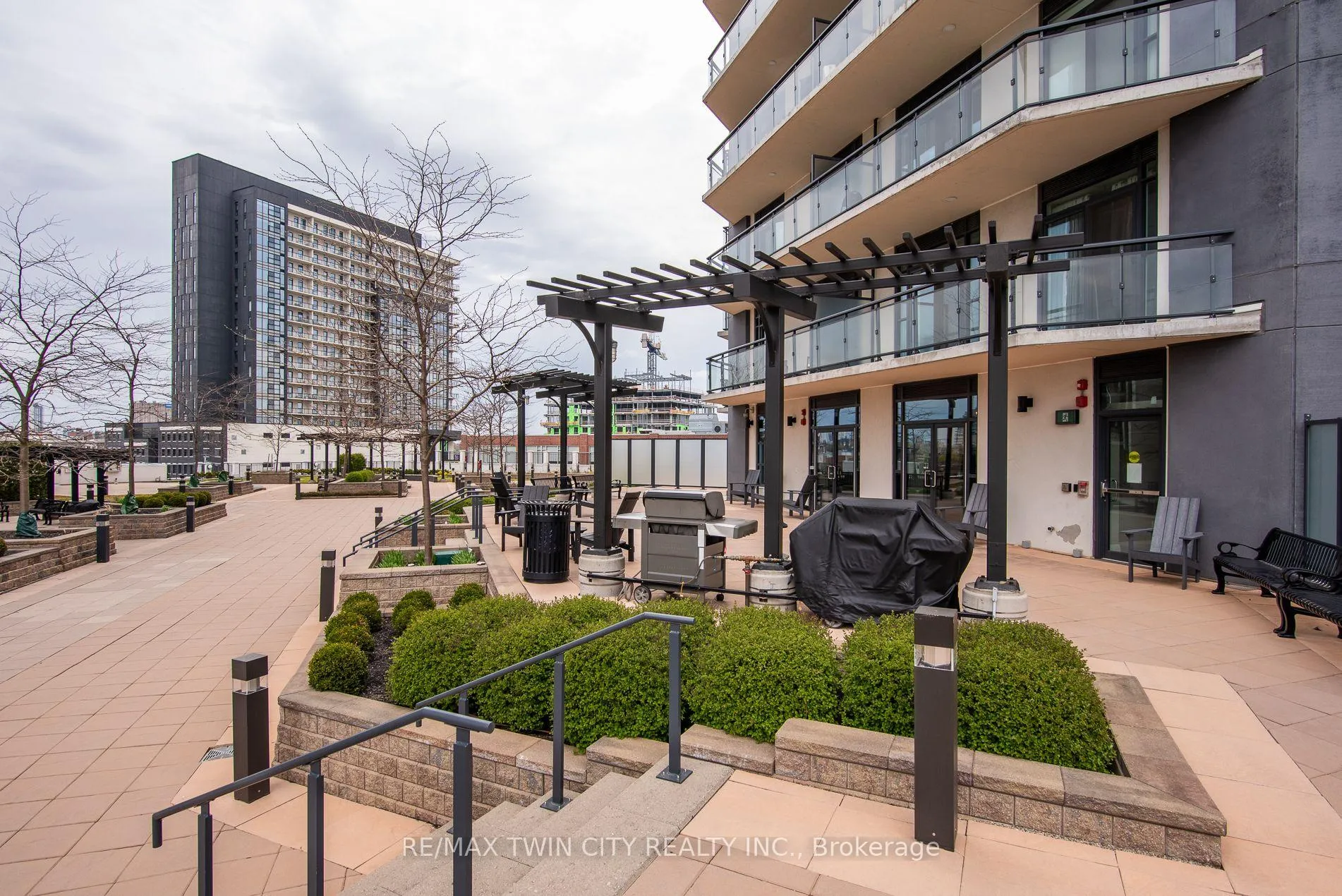 Photo 34 of Unit 1009, 155 Caroline Street S, Waterloo — HOMEH