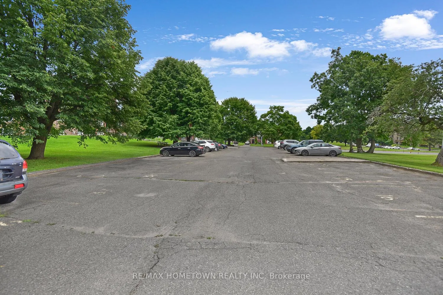 Photo 5 of Unit 310, 815 Kyle Court, Brockville — HOMEH