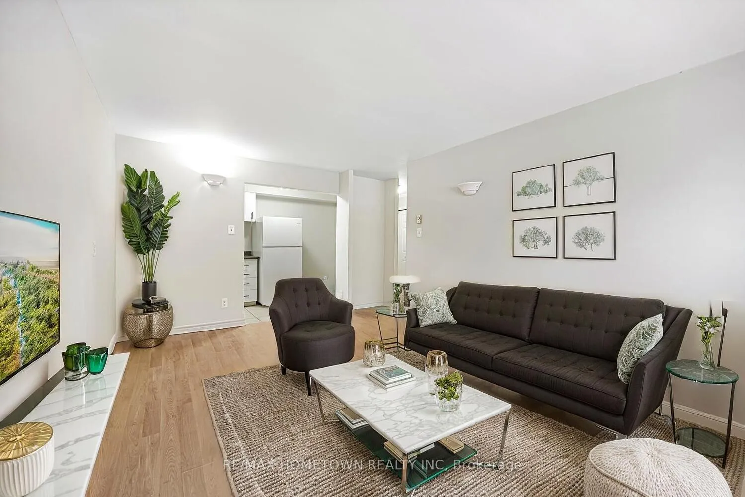 Photo 16 of Unit 310, 815 Kyle Court, Brockville — HOMEH