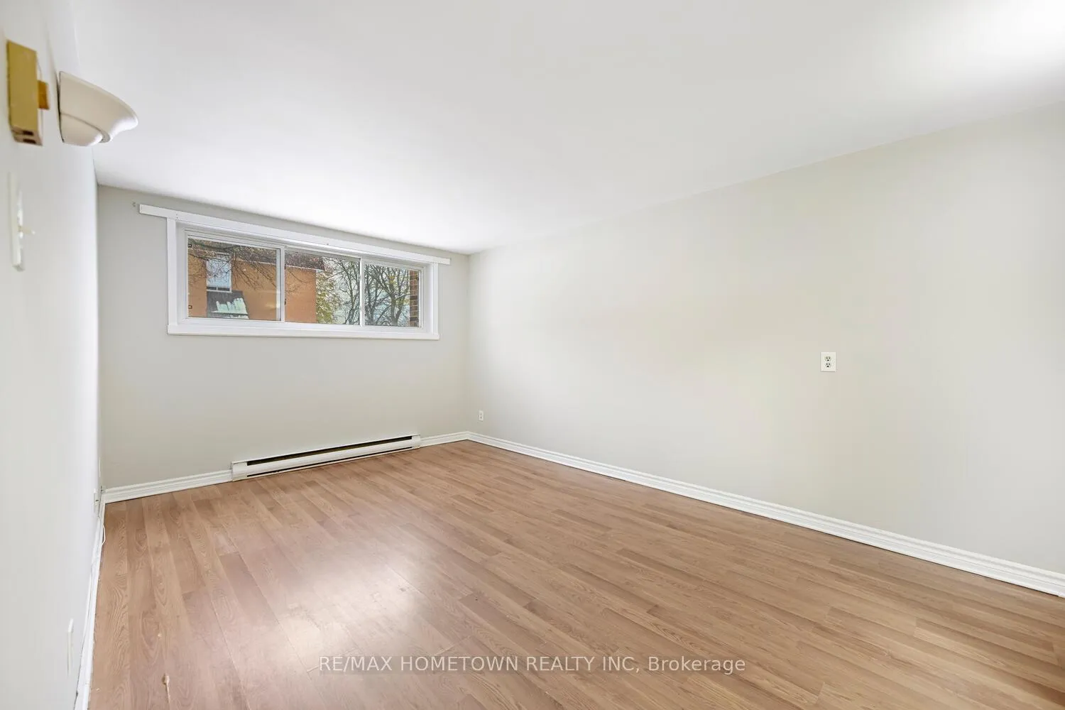 Photo 17 of Unit 310, 815 Kyle Court, Brockville — HOMEH