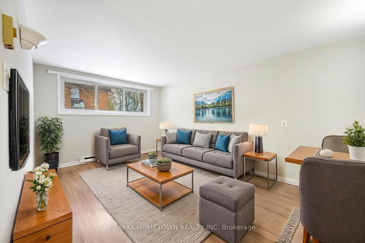 Photo 18 of Unit 310, 815 Kyle Court, Brockville — HOMEH