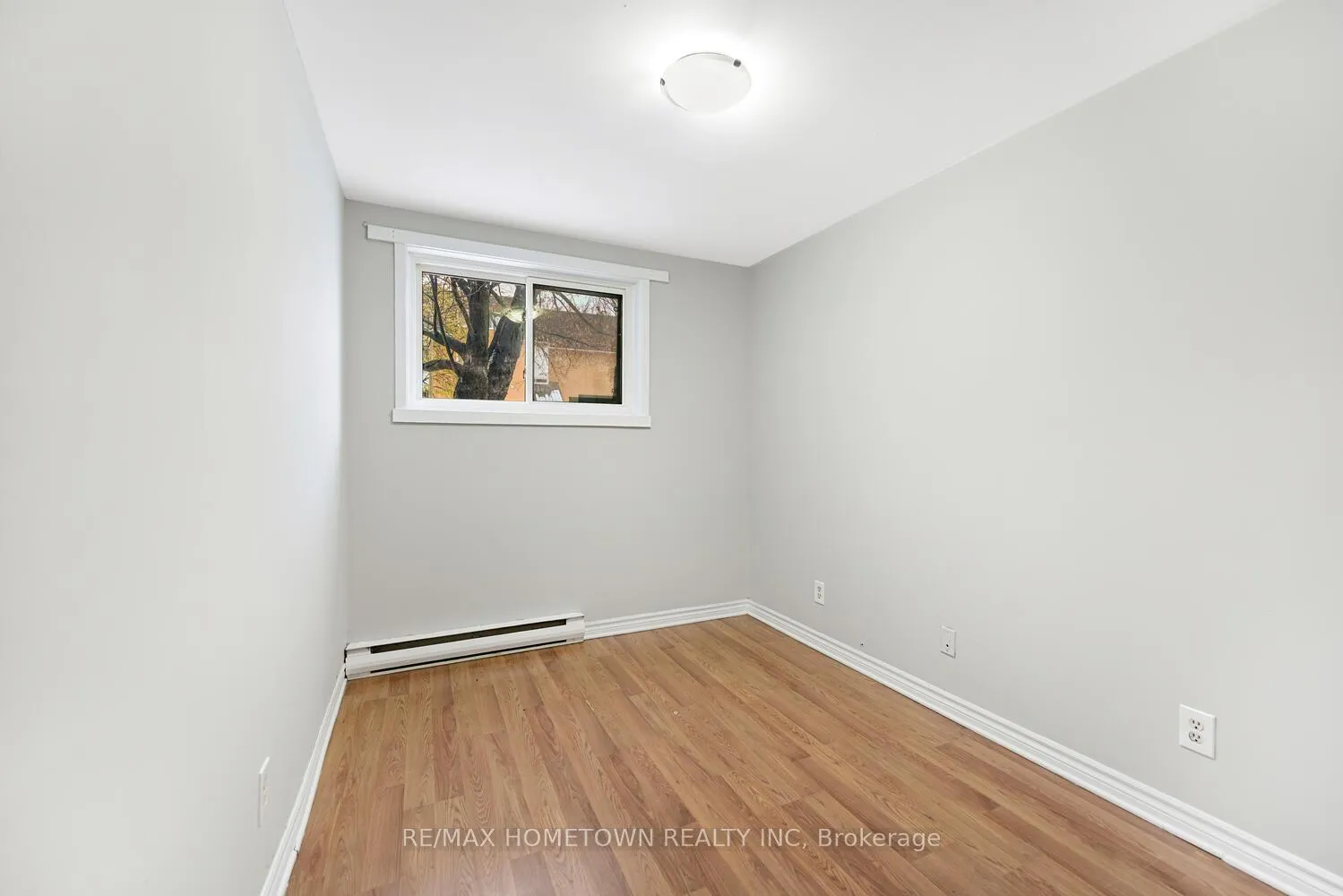 Photo 24 of Unit 310, 815 Kyle Court, Brockville — HOMEH