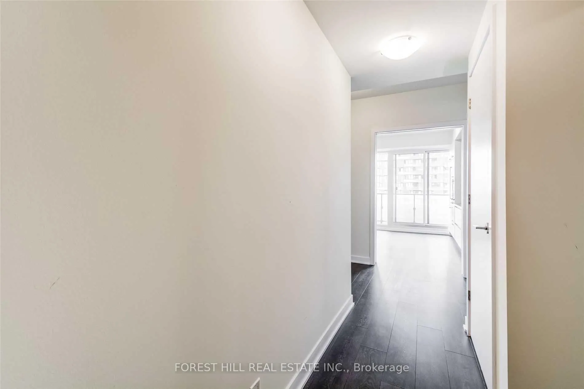 Photo 7 of Unit 5301, 2221 Yonge Street, Toronto, Mount Pleasant West — HOMEH