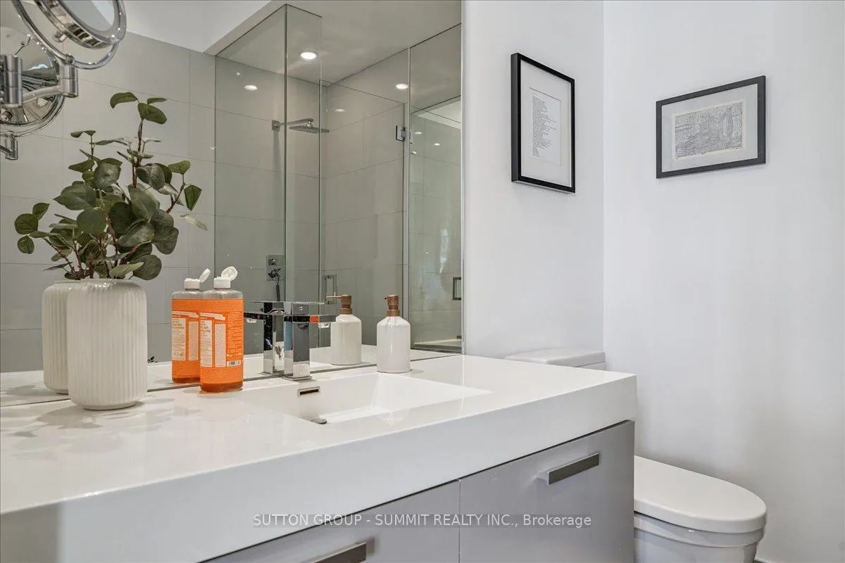 Photo 15 of 13 Gilead Place, Toronto, Moss Park — HOMEH