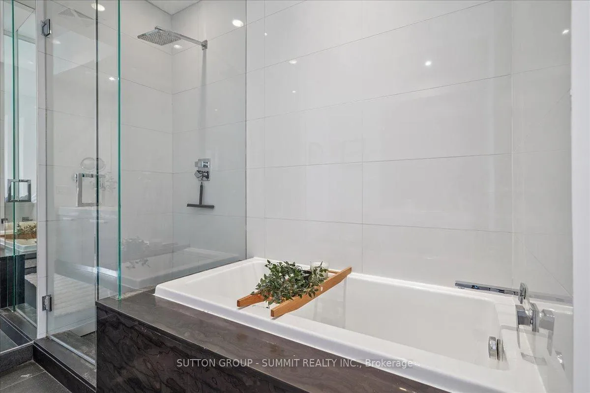 Photo 16 of 13 Gilead Place, Toronto, Moss Park — HOMEH