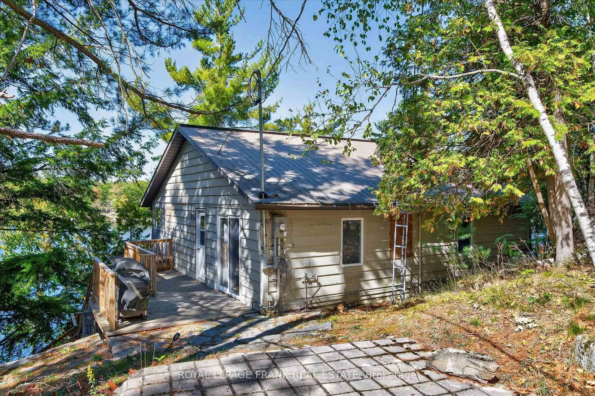 Photo 8 of 1702 South Bayshore Road W, Douro-Dummer — HOMEH