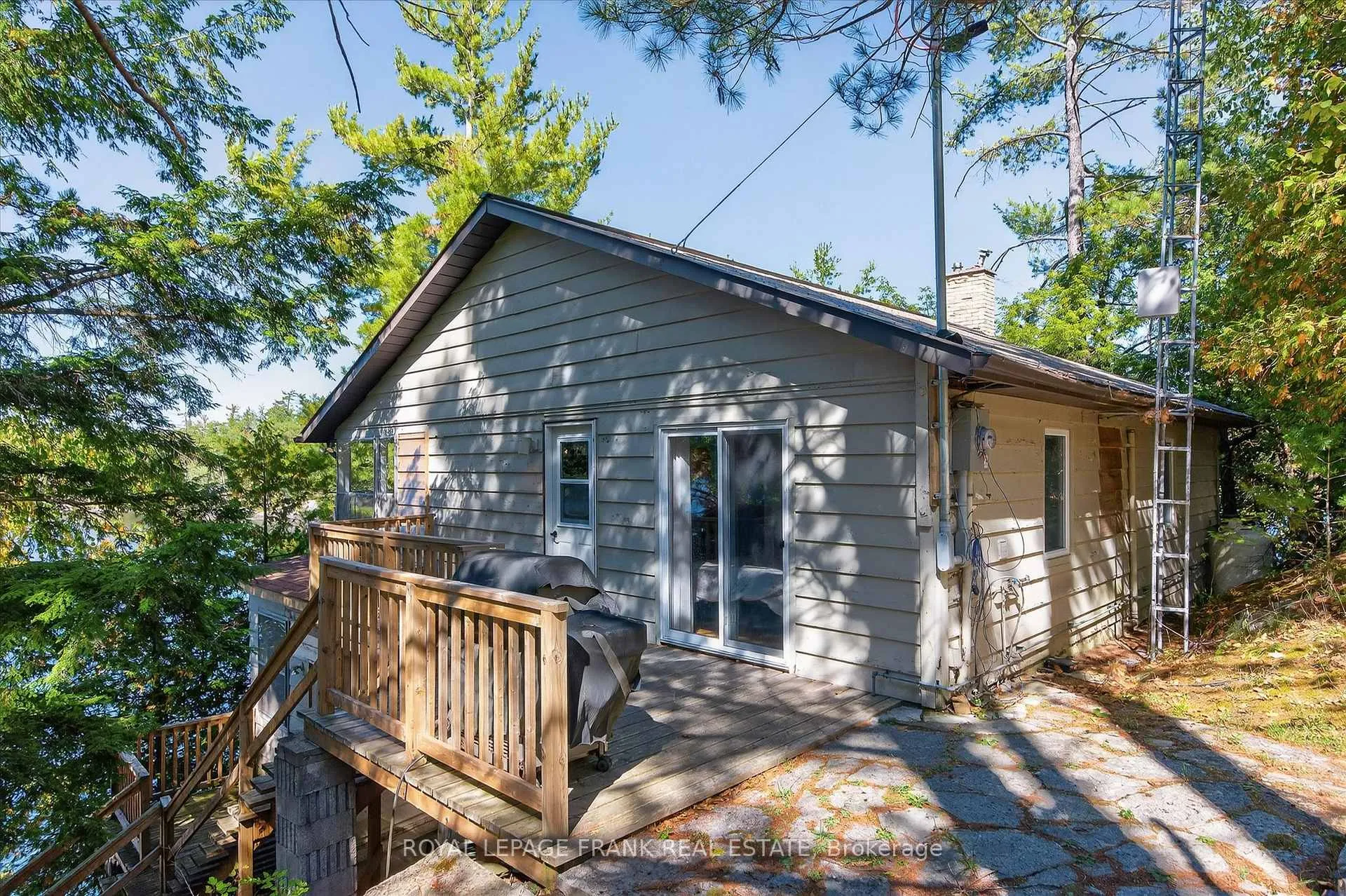 Photo 9 of 1702 South Bayshore Road W, Douro-Dummer — HOMEH