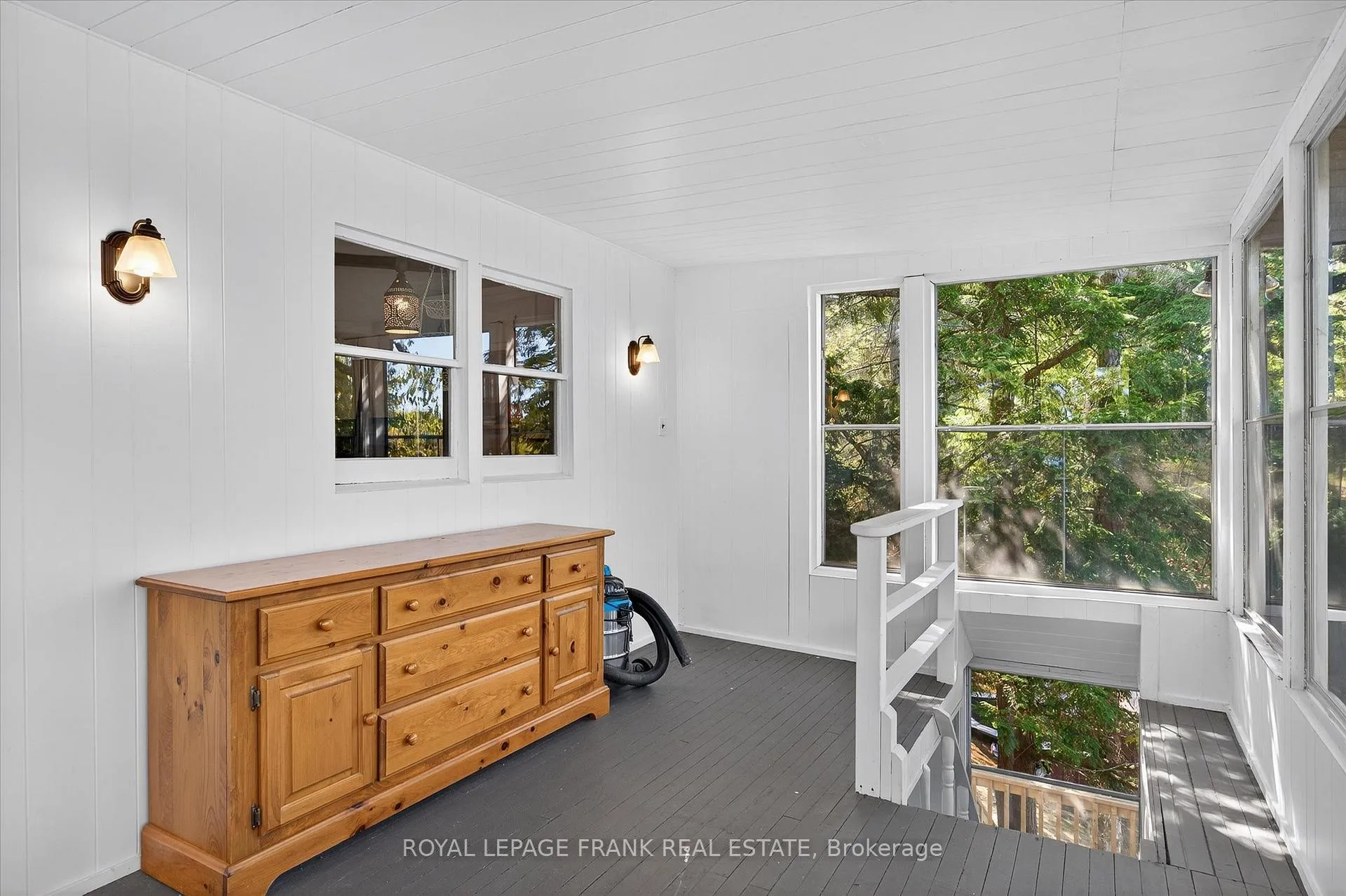 Photo 27 of 1702 South Bayshore Road W, Douro-Dummer — HOMEH
