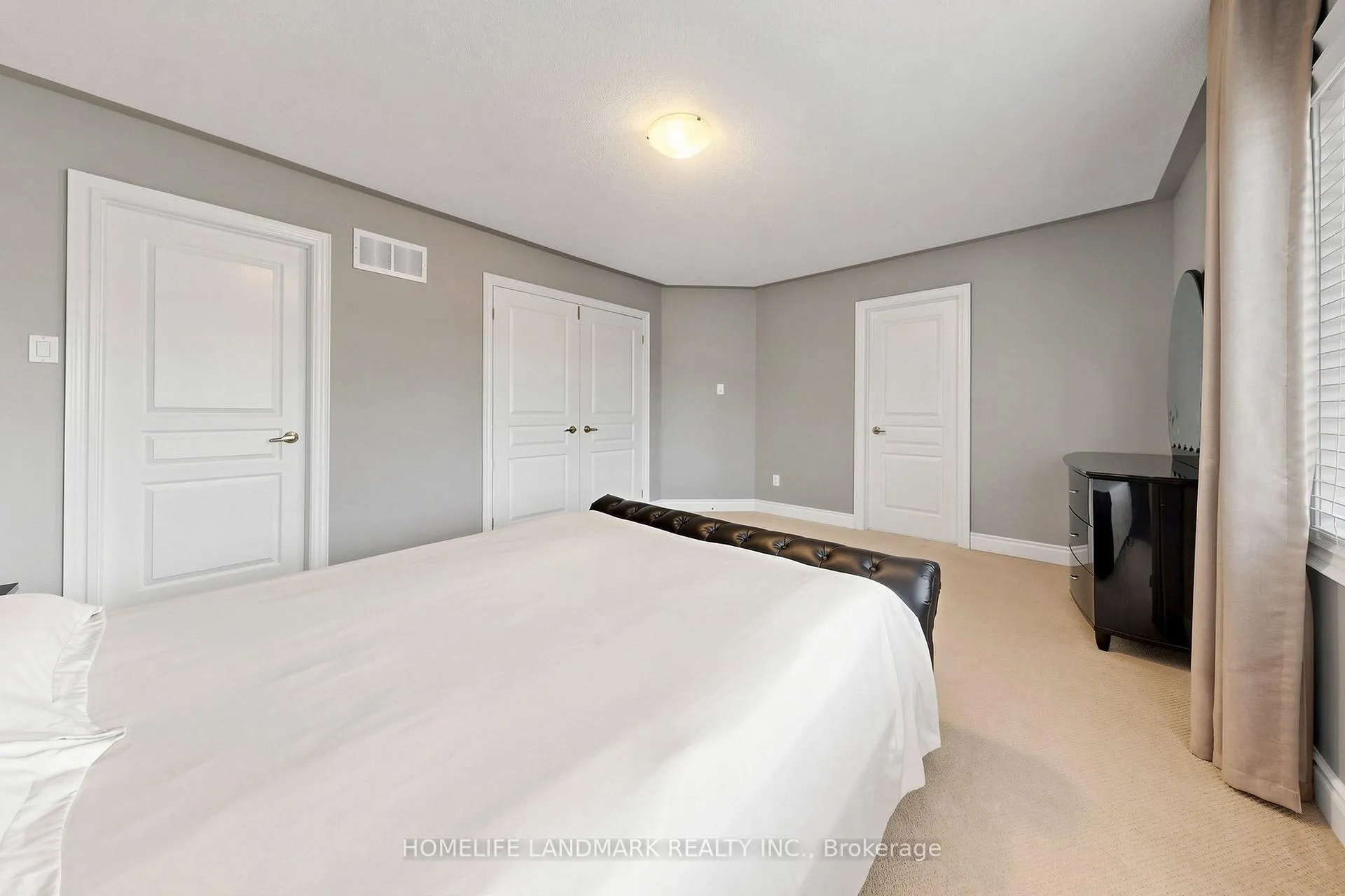 Photo 26 of 28 Summer Mist Crescent, Markham, Cachet — HOMEH