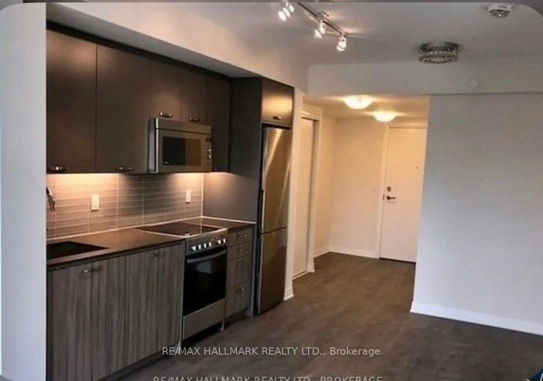 Photo 3 of Unit 401, 2301 Danforth Avenue, Toronto, East End-Danforth — HOMEH
