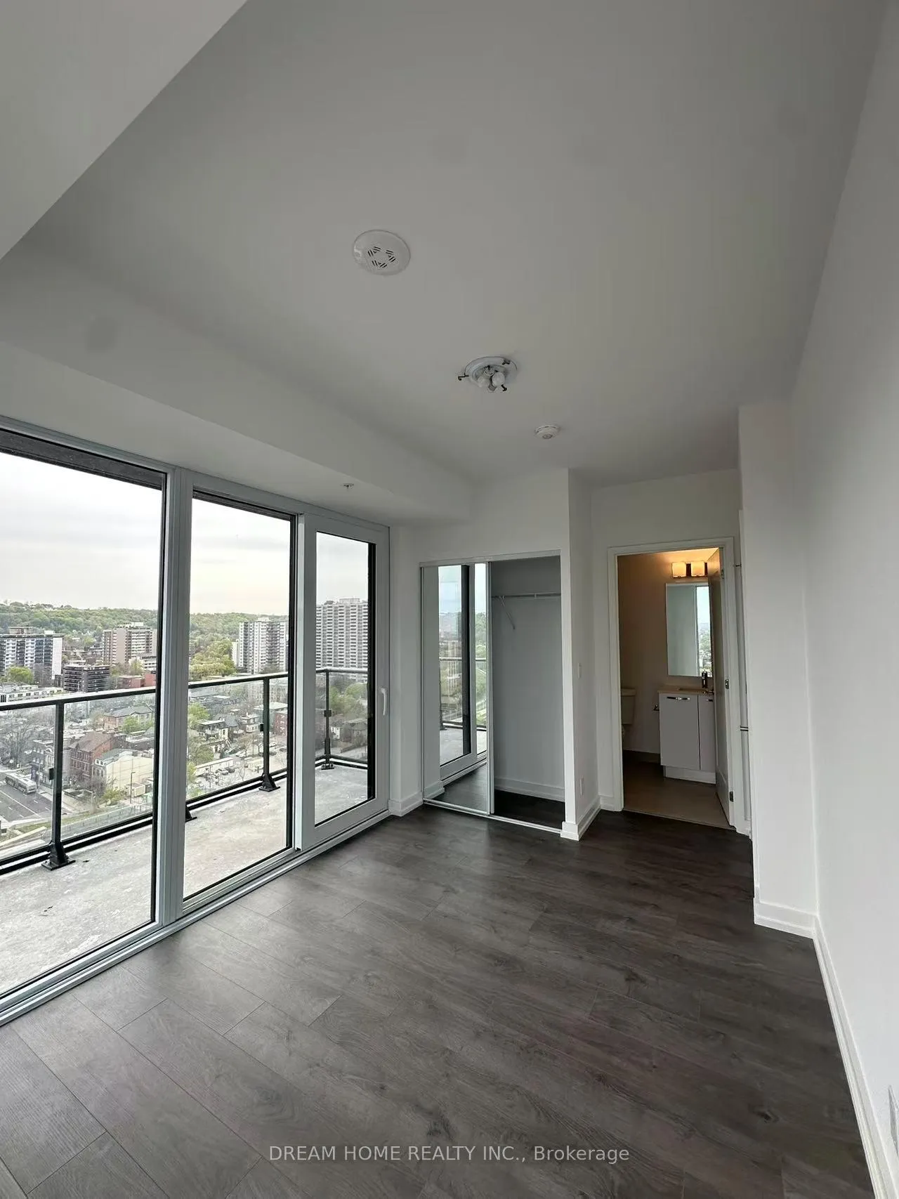 Photo 5 of Unit 1810, 75 James Street S, Hamilton, Corktown — HOMEH