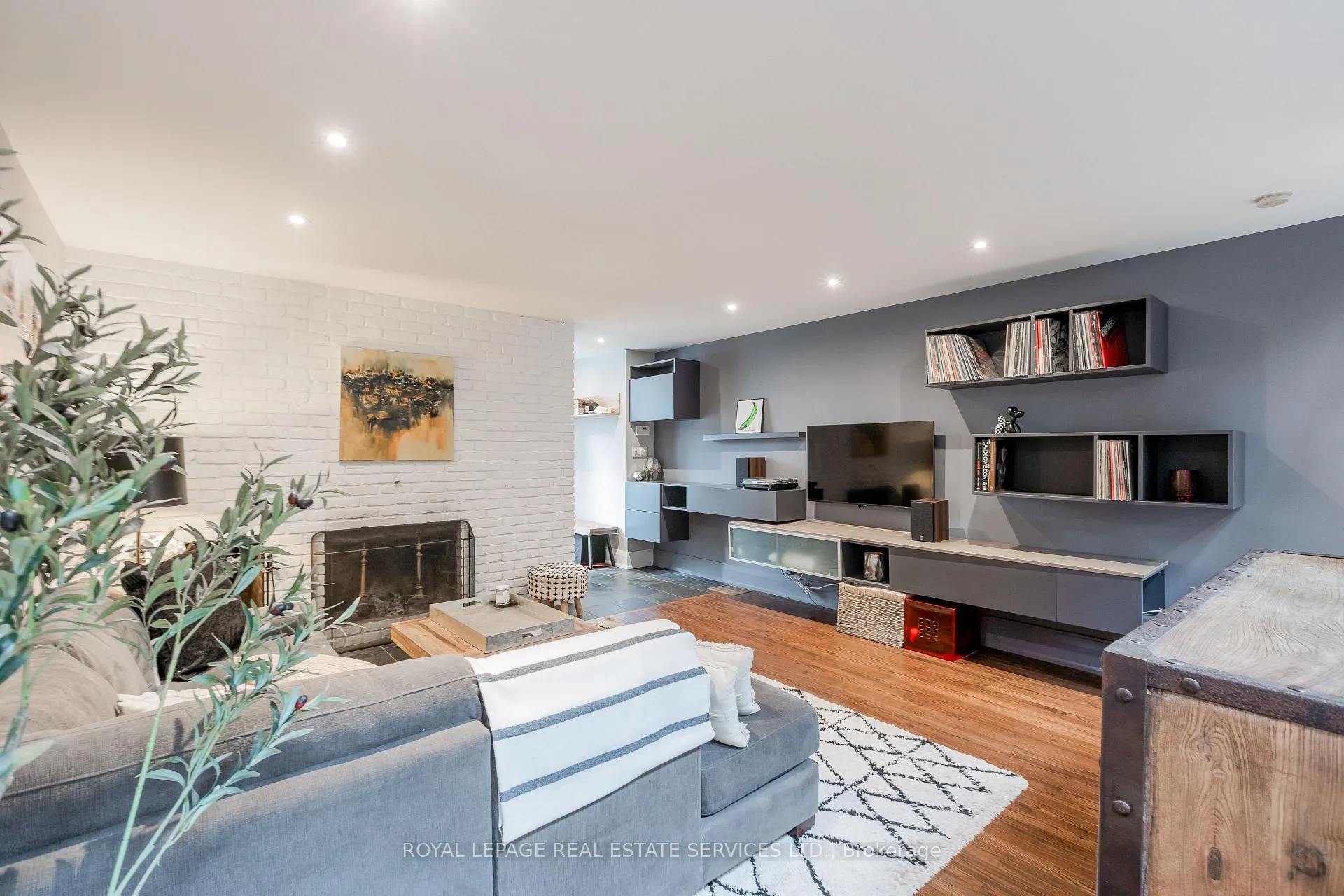 Photo 4 of 73 Berkeley Street, Toronto, Moss Park — HOMEH