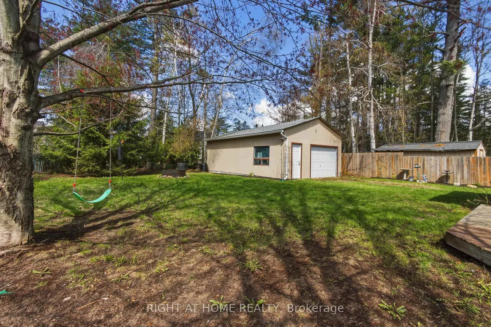 Photo 21 of 2432 Wallace Avenue, Innisfil, Alcona — HOMEH