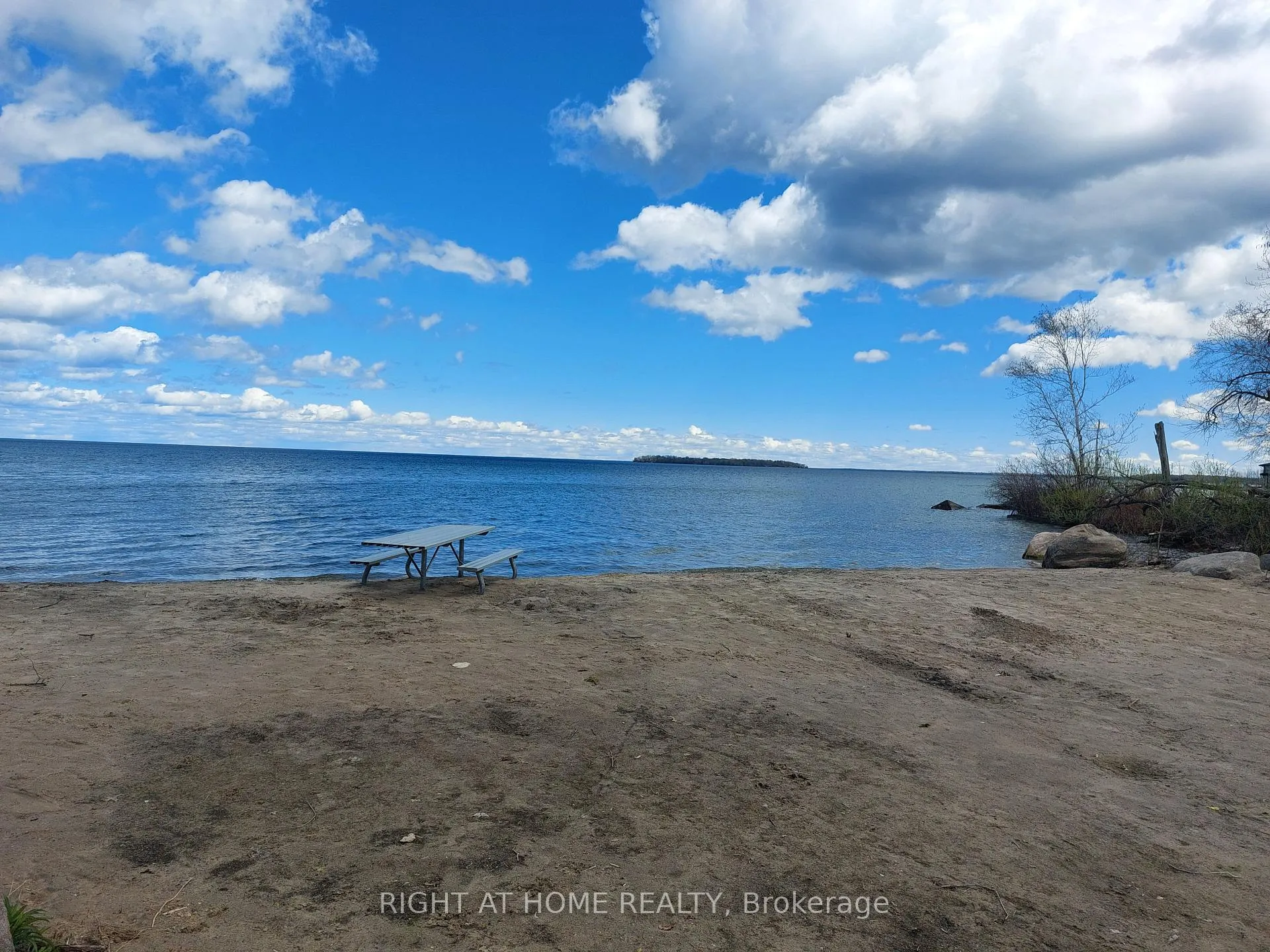 Photo 27 of 2432 Wallace Avenue, Innisfil, Alcona — HOMEH