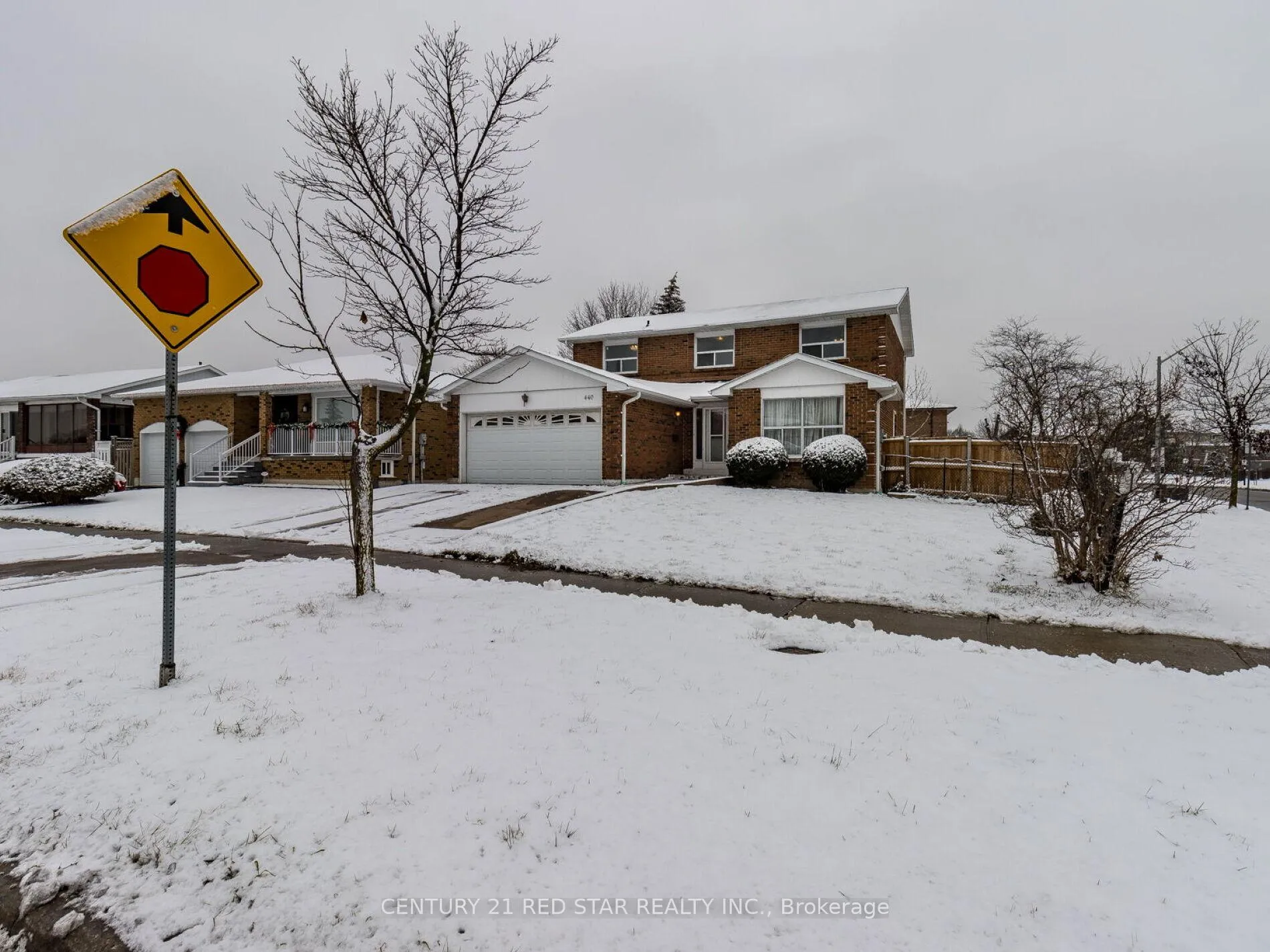 Photo 5 of 440 Rutherford Road N, Brampton, Madoc — HOMEH
