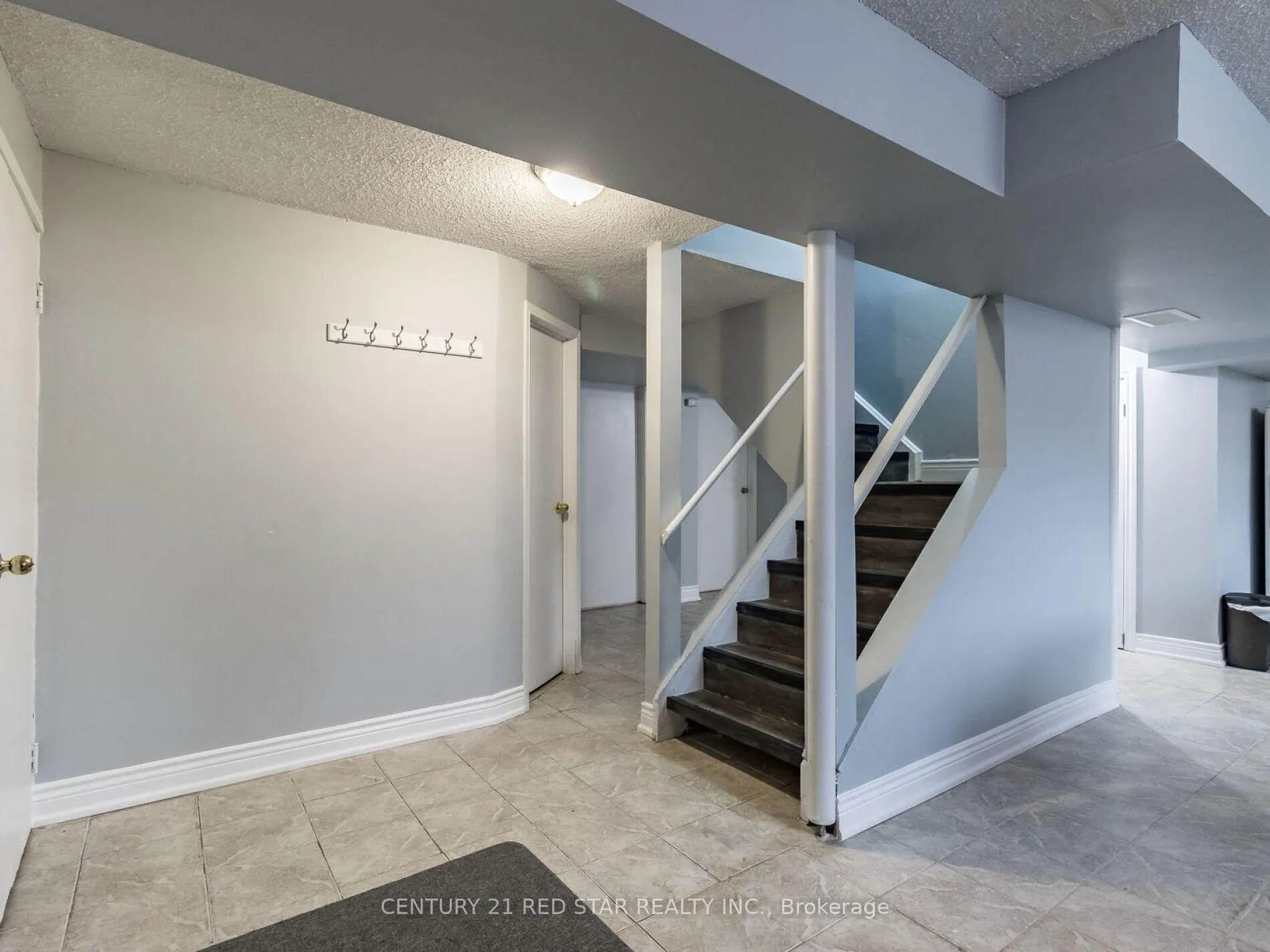 Photo 10 of 440 Rutherford Road N, Brampton, Madoc — HOMEH