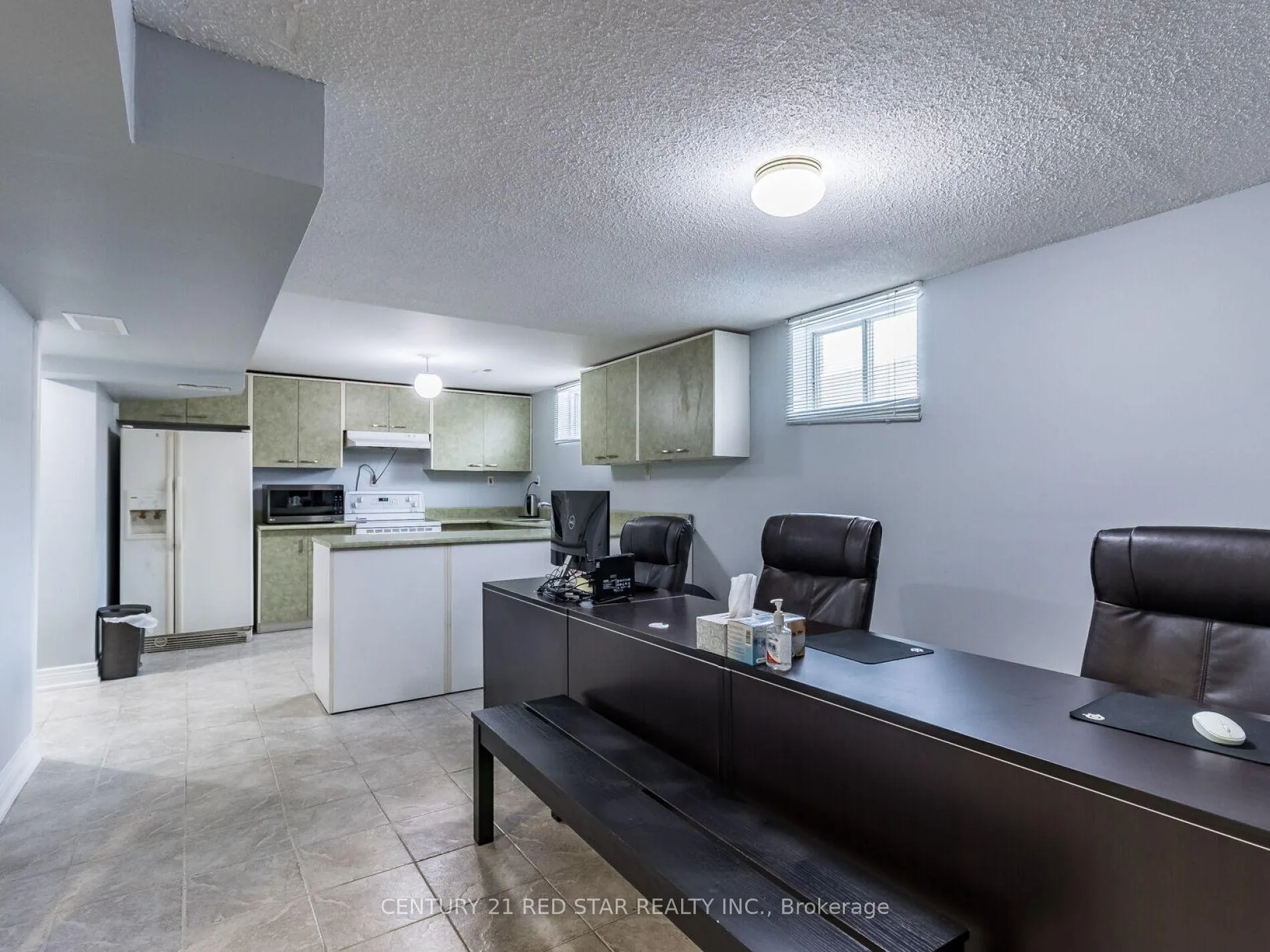 Photo 11 of 440 Rutherford Road N, Brampton, Madoc — HOMEH