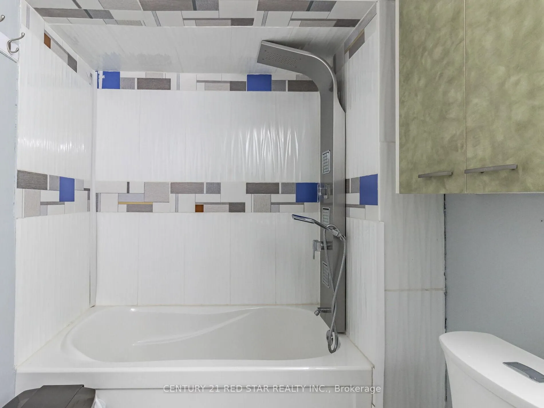Photo 23 of 440 Rutherford Road N, Brampton, Madoc — HOMEH