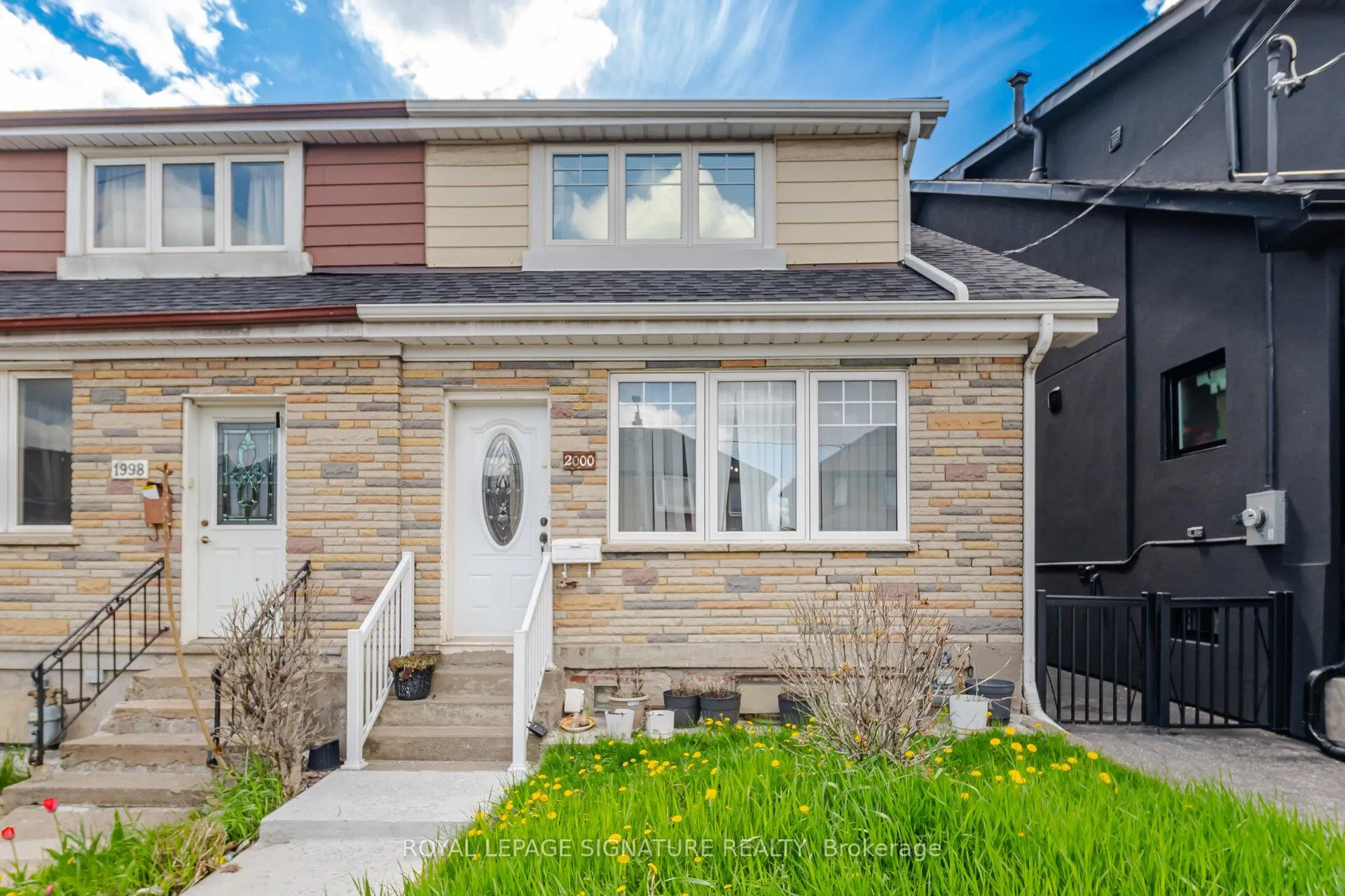 Photo 1 of Unit 1, 2000 Dufferin Street, Toronto, Caledonia-Fairbank — HOMEH