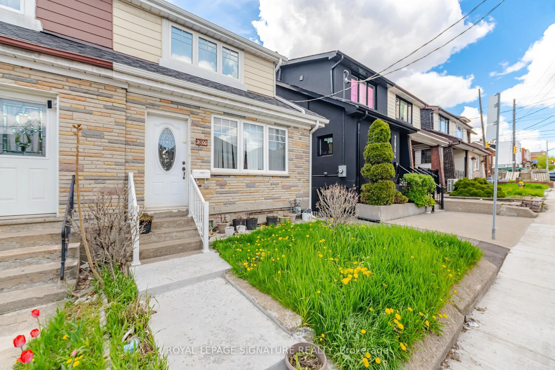 Photo 4 of Unit 1, 2000 Dufferin Street, Toronto, Caledonia-Fairbank — HOMEH