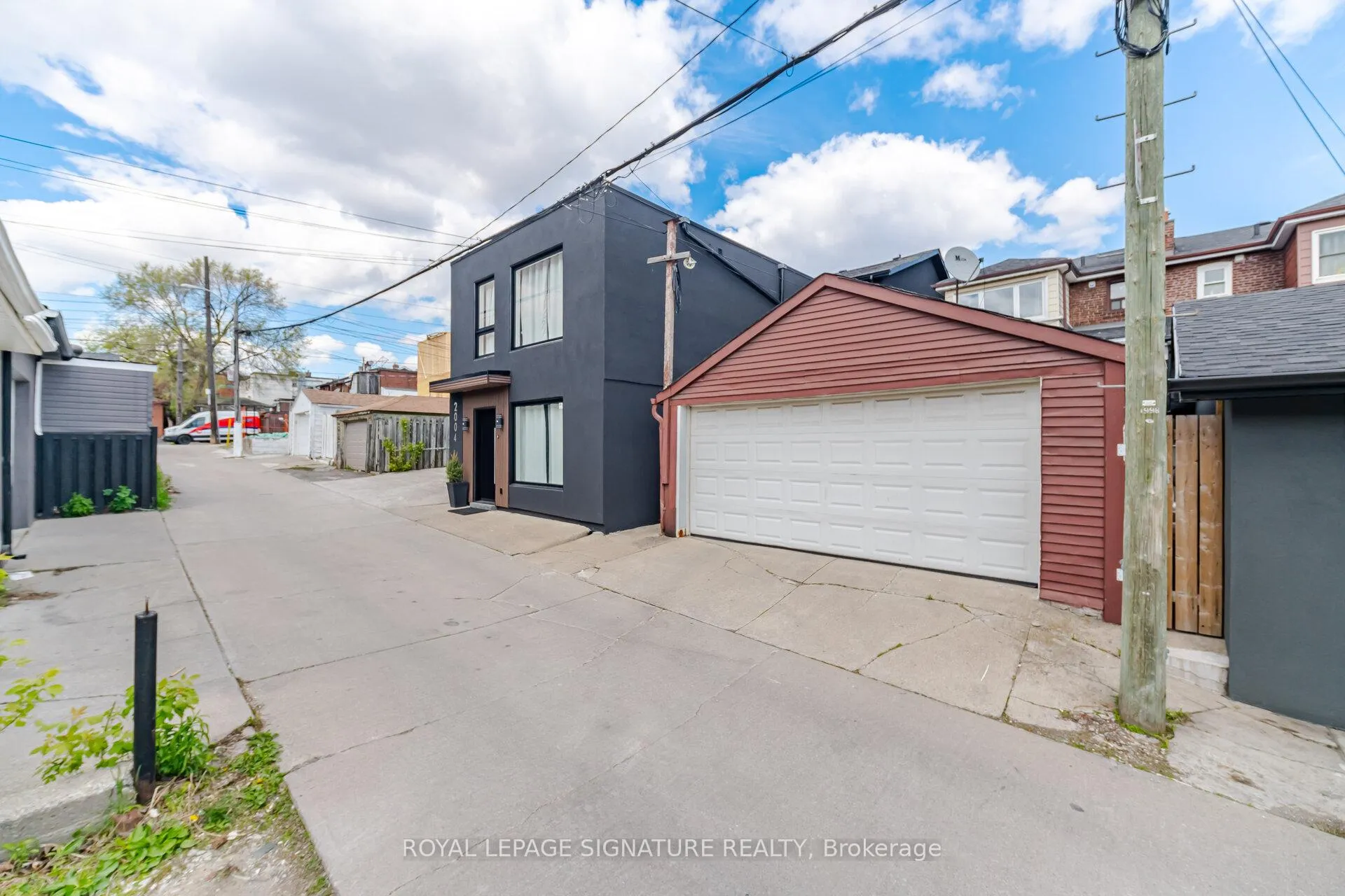 Photo 36 of Unit 1, 2000 Dufferin Street, Toronto, Caledonia-Fairbank — HOMEH