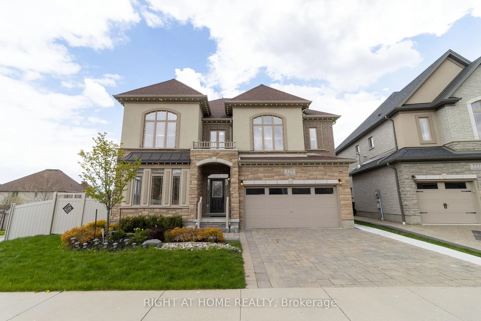 Photo 1 of 779 Snowberry Court, Waterloo — HOMEH