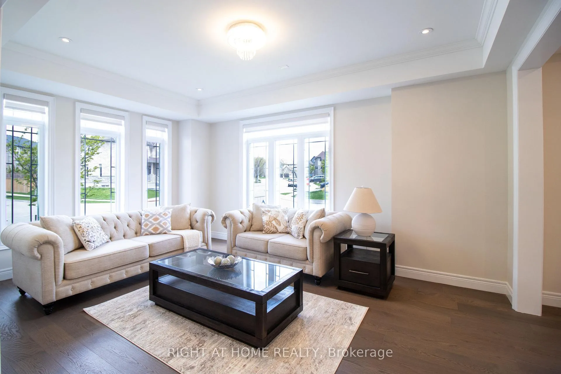 Photo 4 of 779 Snowberry Court, Waterloo — HOMEH