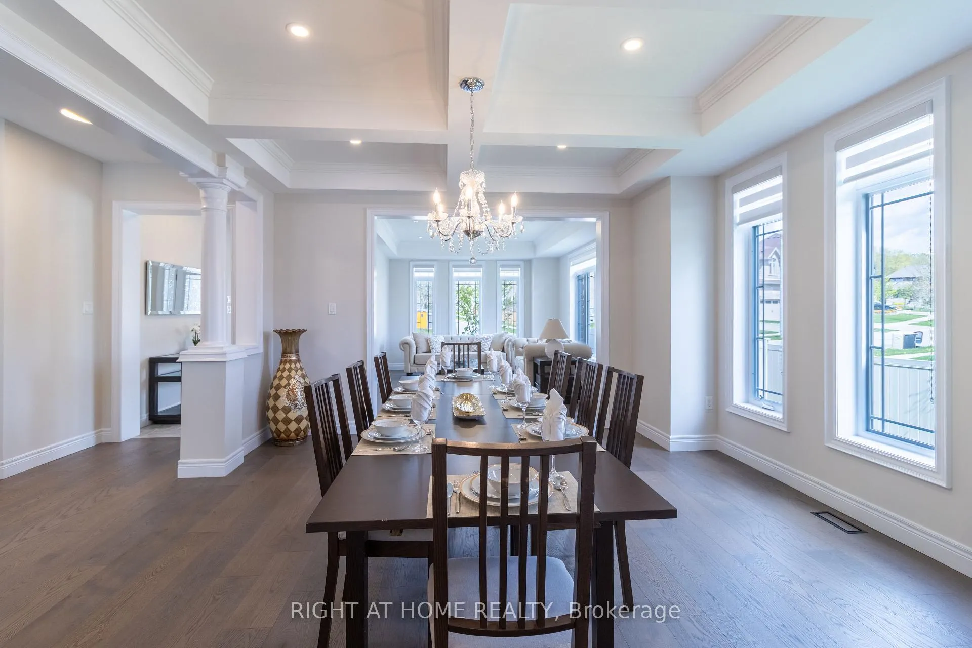 Photo 8 of 779 Snowberry Court, Waterloo — HOMEH