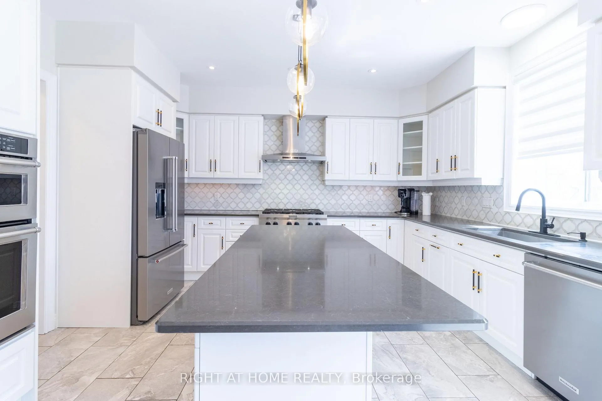 Photo 13 of 779 Snowberry Court, Waterloo — HOMEH